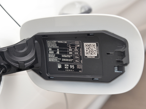 2018C 200 L \ ɾ؄e ^