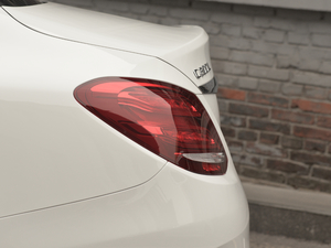 2018C 200 L \ ɾ؄e ^