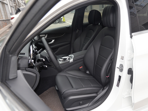 2018C 200 L \ ɾ؄e {