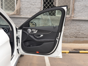 2018C 200 L \ ɾ؄e g