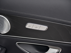 2018C 200 L \(yn) ɾ؄e g