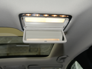 2018C 200 L \(yn) ɾ؄e g