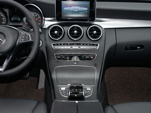 2018C 200 L \ ɾ؄e п_