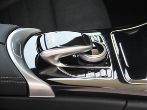 2018C 200 ɾ؄e п؅^