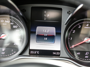 2018C 180 L r\Ӱ п؅^