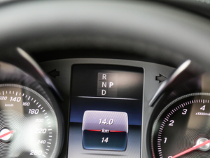 2018C 180 L r\Ӱ п؅^