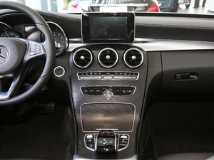 2018C 200 L \(yn)(dng) g