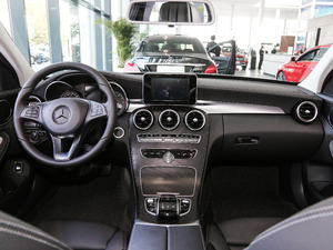 2018C 200 L \(yn)(dng) g