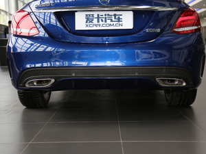 2018款C 200 L 运动型 成就特别版 排气管