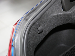 2018C 200 L \ ɾ؄e g