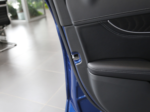 2018C 200 L \ ɾ؄e g