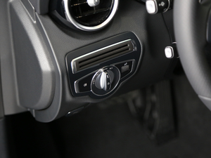 2018C 200 L \ ɾ؄e п؅^