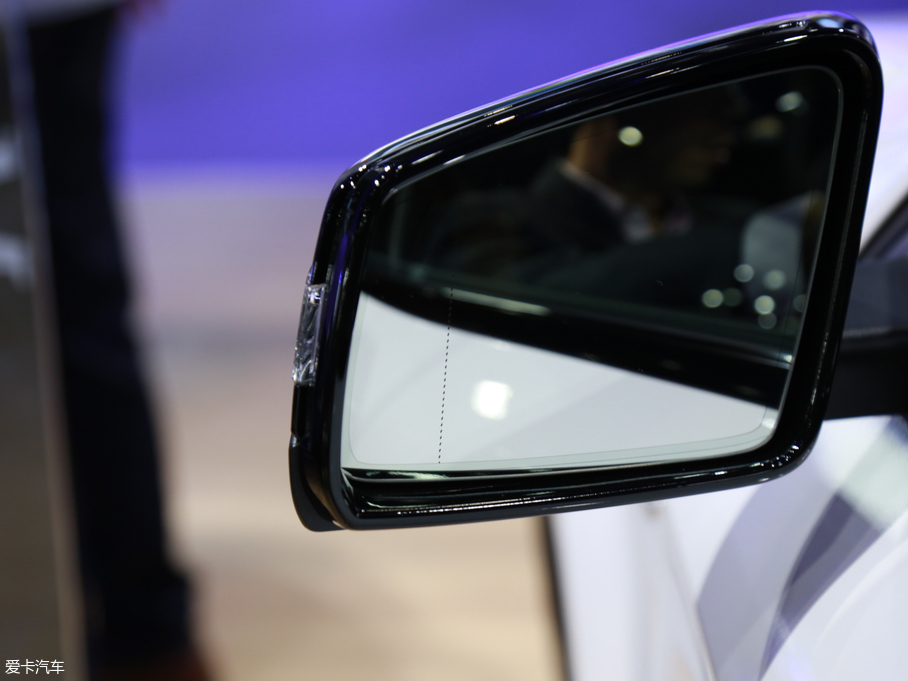 2018YGLA GLA 200 Oذ