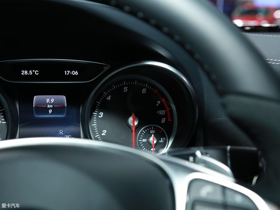 2018YGLA GLA 200 Oذ