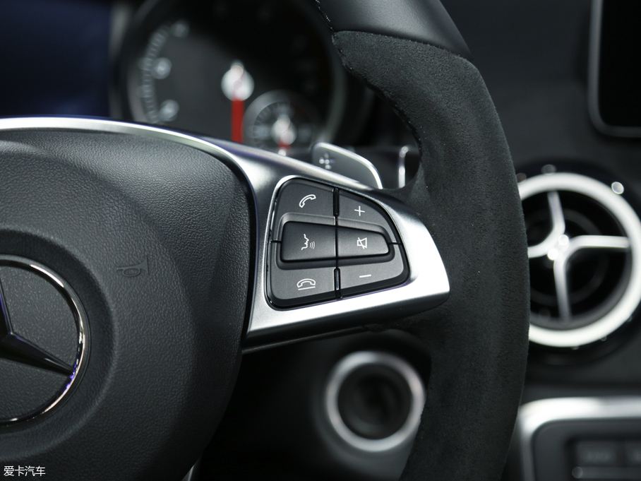 2018YGLA GLA 200 Oذ