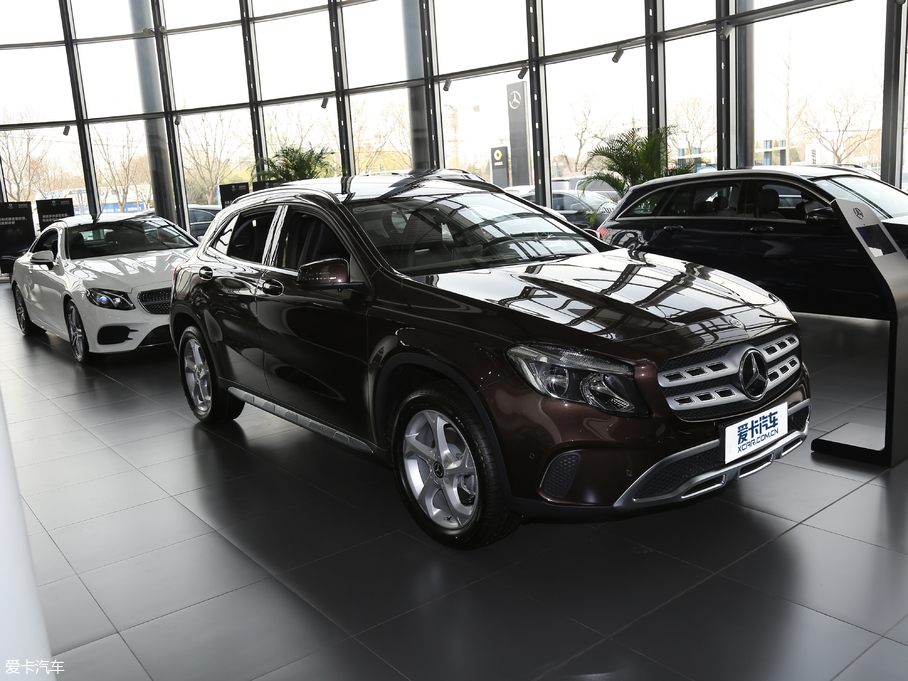 2018YGLA GLA 200 r