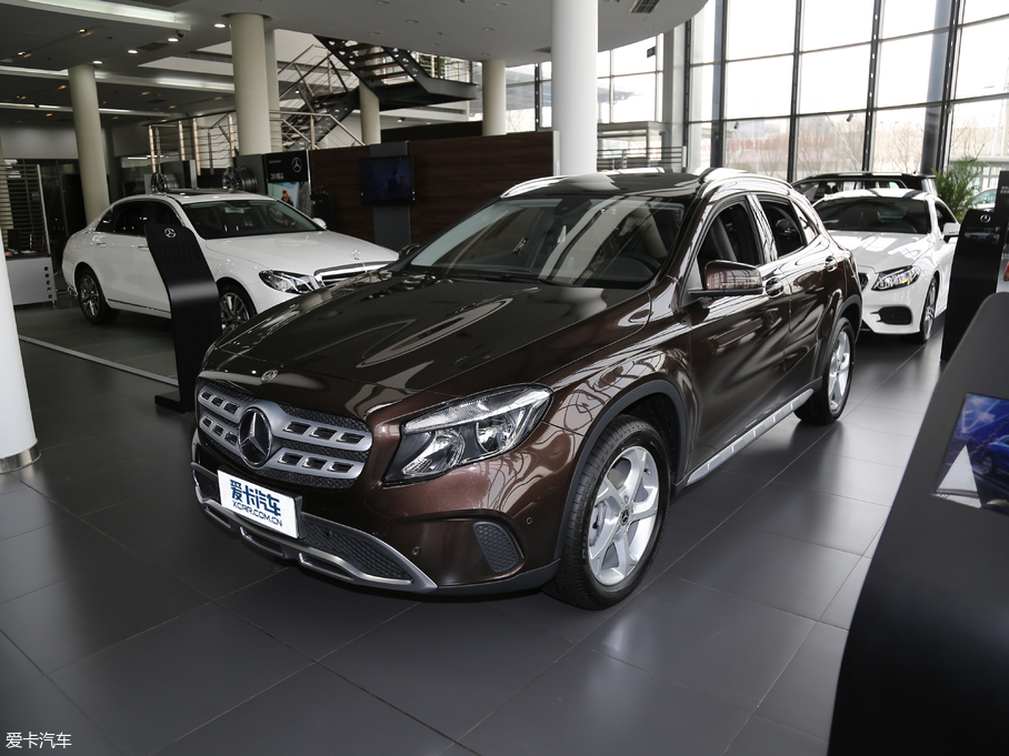 2018YGLA GLA 200 r