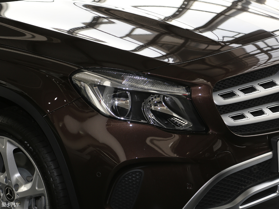 2018YGLA GLA 200 r