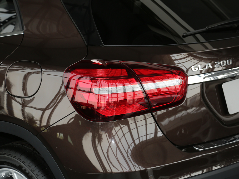 2018YGLA GLA 200 r