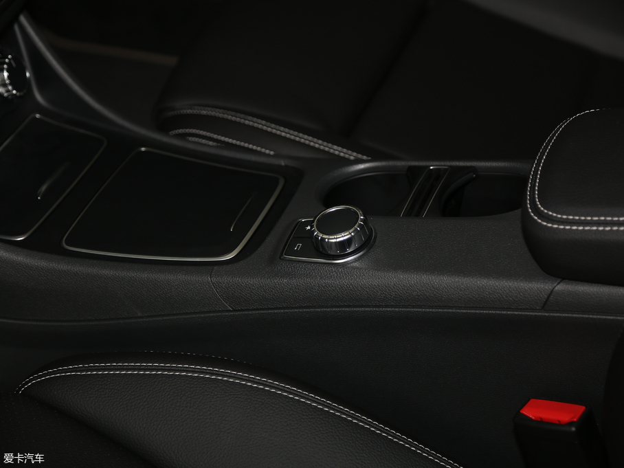 2018YGLA GLA 200 r