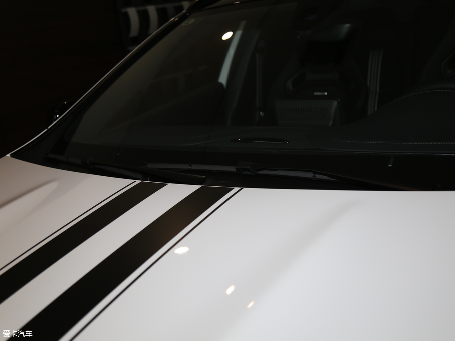 2018YGLA GLA 200 Oذ