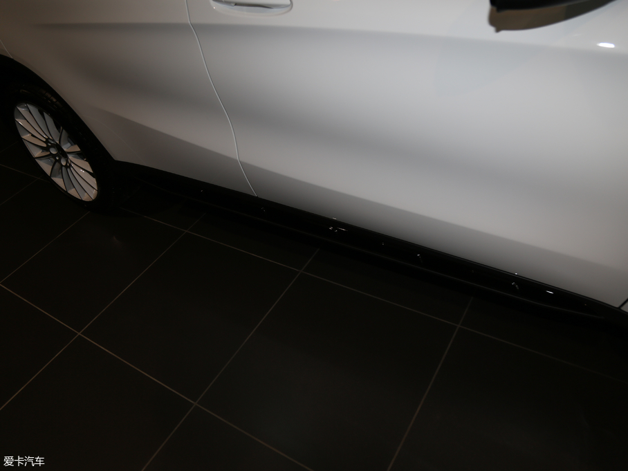 2018YGLA GLA 200 Oذ