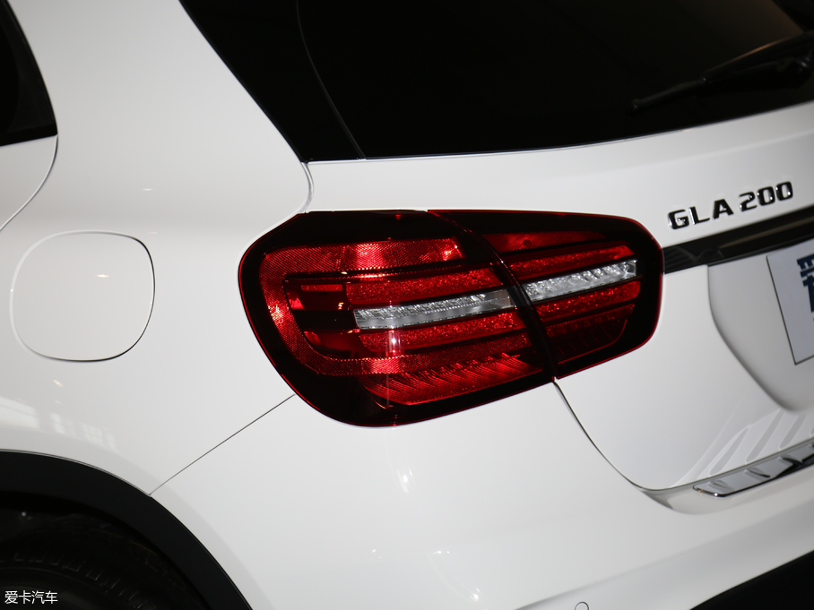 2018YGLA GLA 200 Oذ