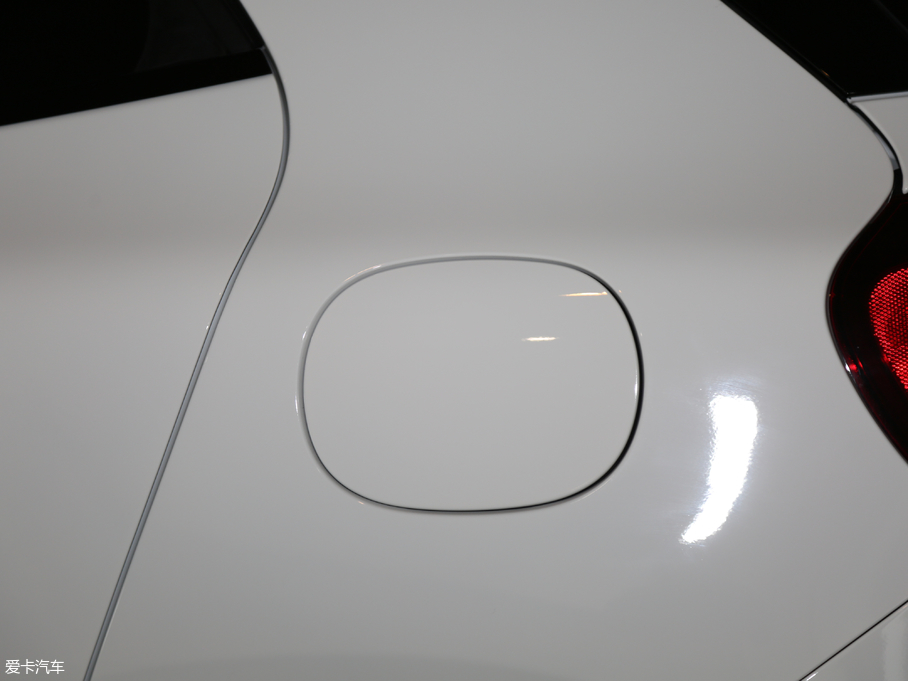 2018YGLA GLA 200 Oذ