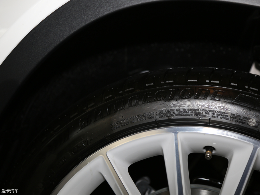 2018YGLA GLA 200 Oذ