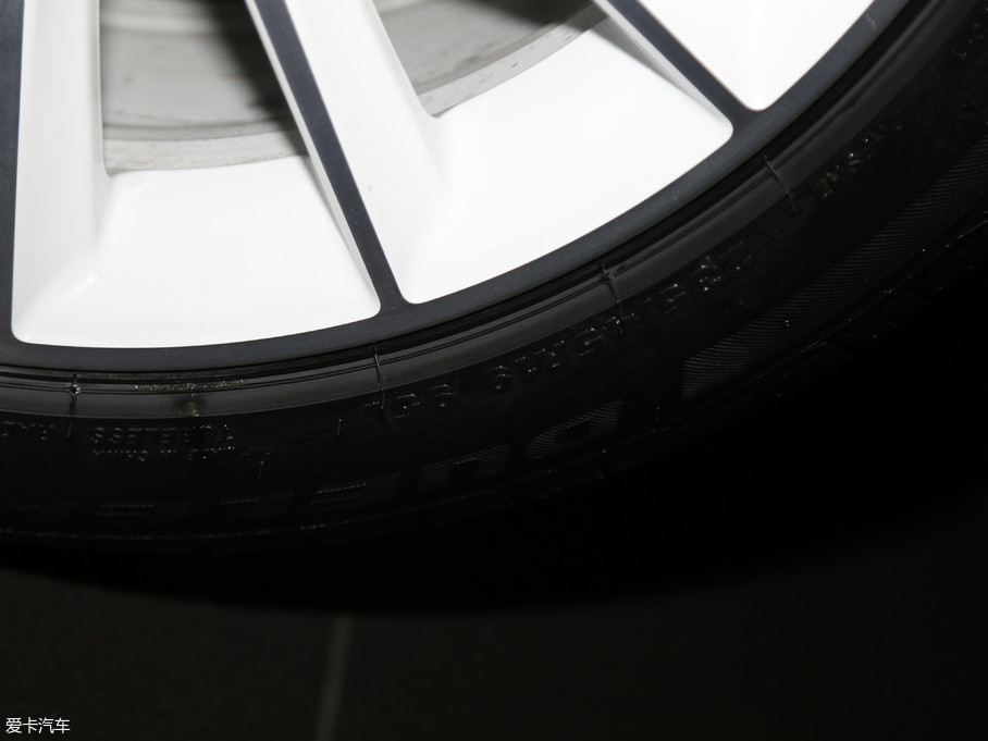 2018YGLA GLA 200 Oذ