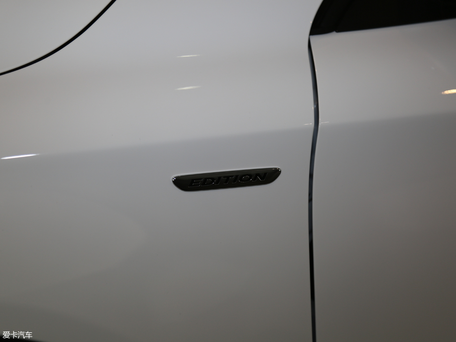 2018YGLA GLA 200 Oذ