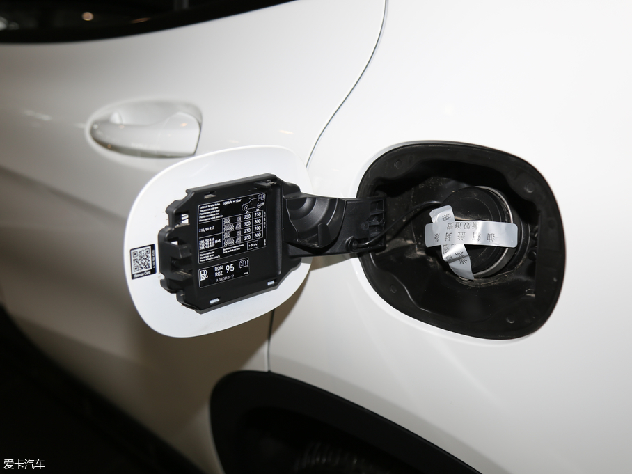 2018YGLA GLA 200 Oذ