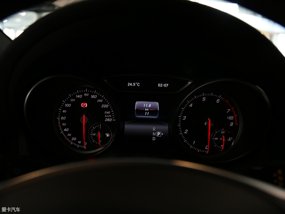 2018YGLA GLA 200 Oذ