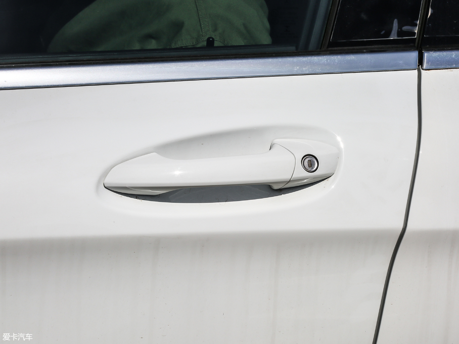 2018YGLA GLA 200 Ӹ