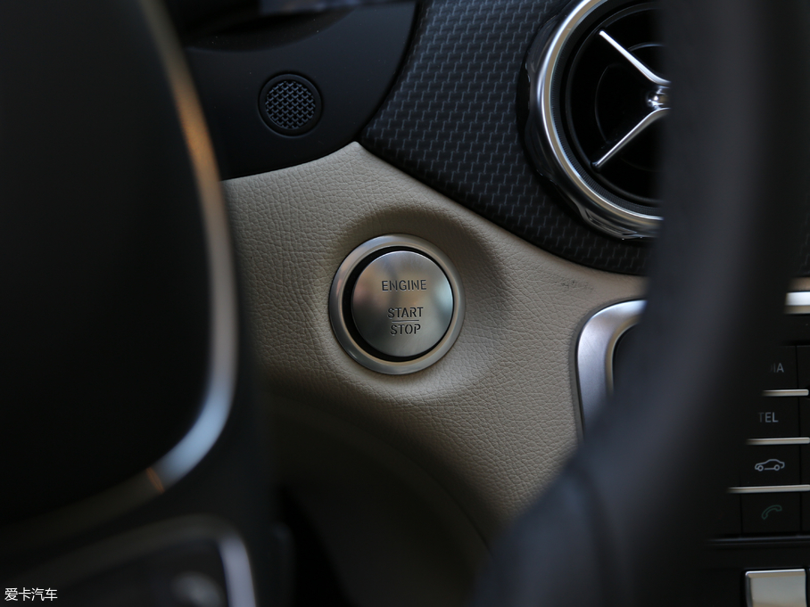 2018YGLA GLA 200 Ӹ