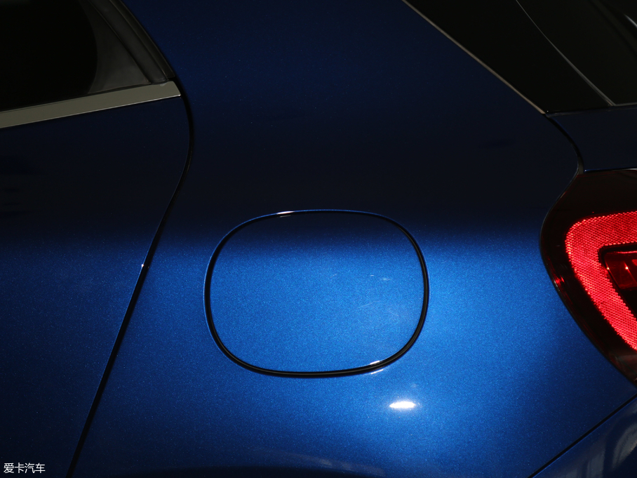 2018YGLA GLA 220 4MATIC\