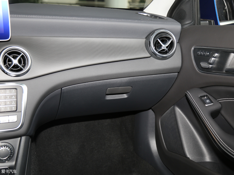 2018YGLA GLA 220 4MATIC\