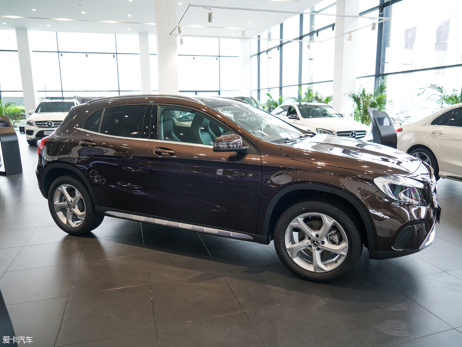 2018YGLA GLA 200 Ӹ