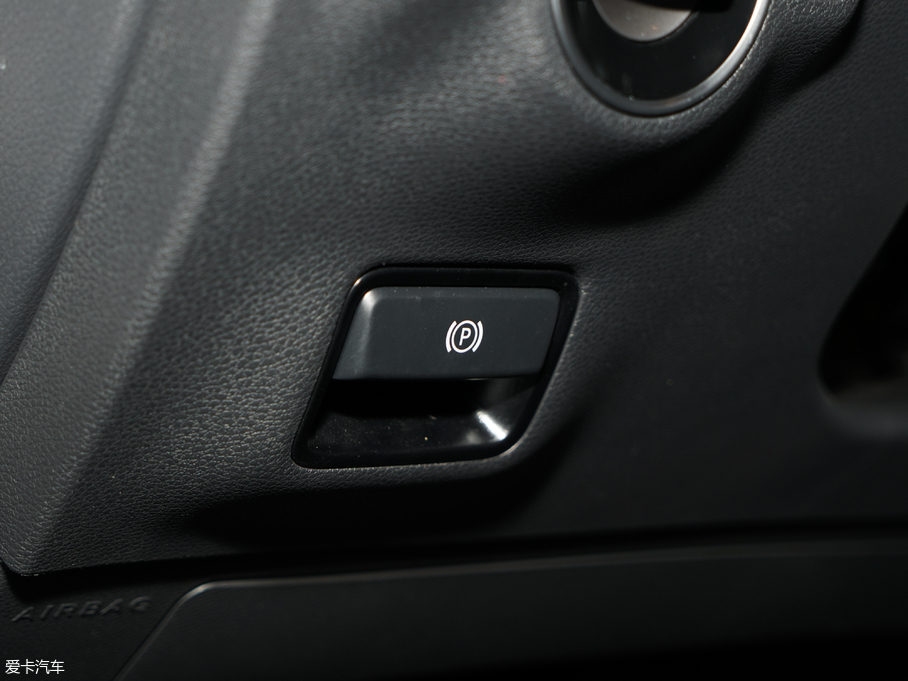 2018YGLA GLA 200 Ӹ