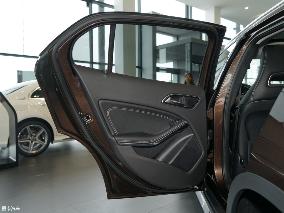 2018YGLA GLA 200 Ӹ