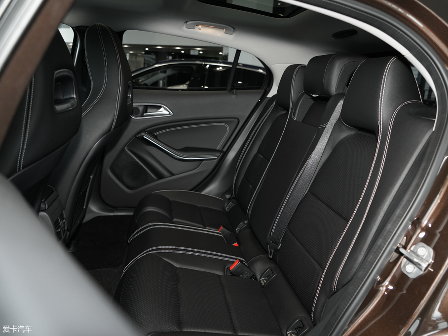 2018YGLA GLA 200 Ӹ