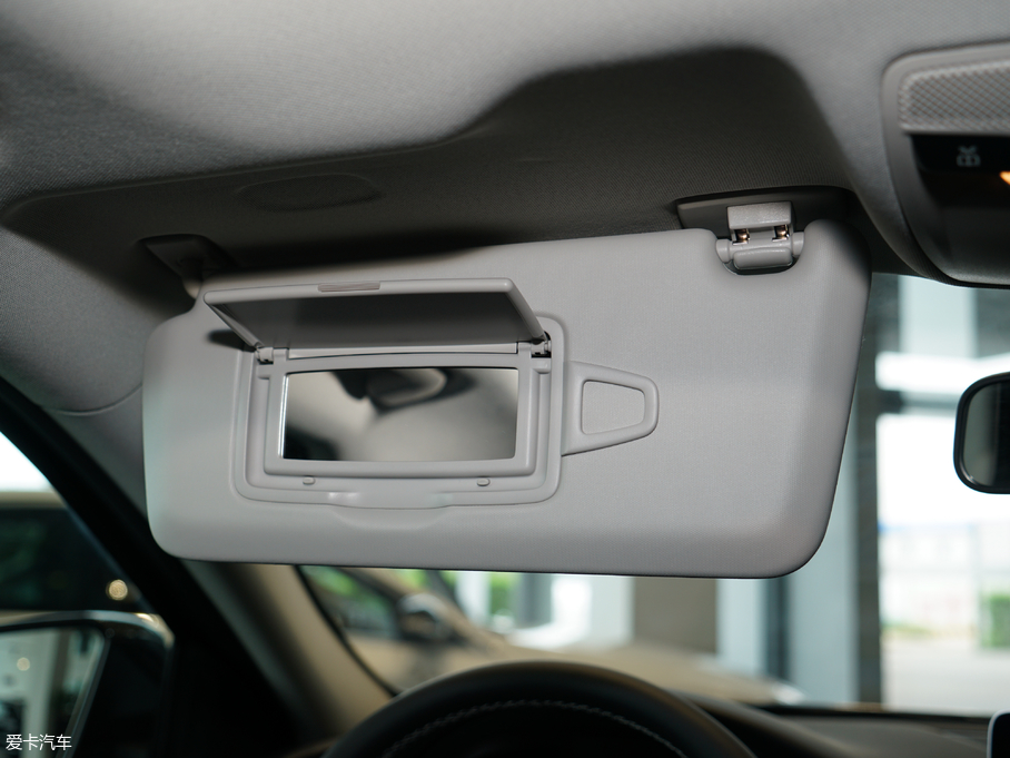 2018YGLA GLA 200 Ӹ