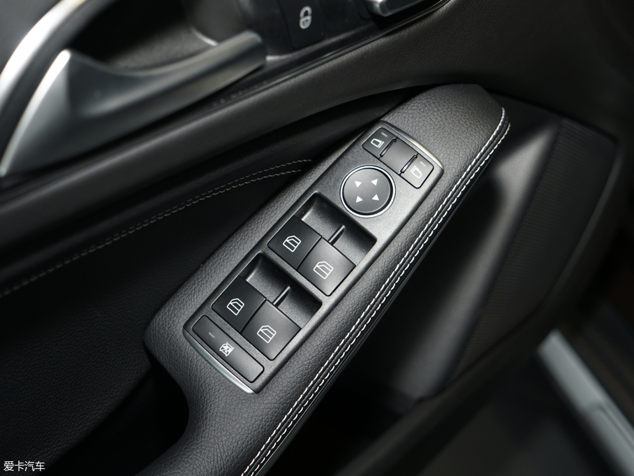 2018YGLA GLA 200 Ӹ