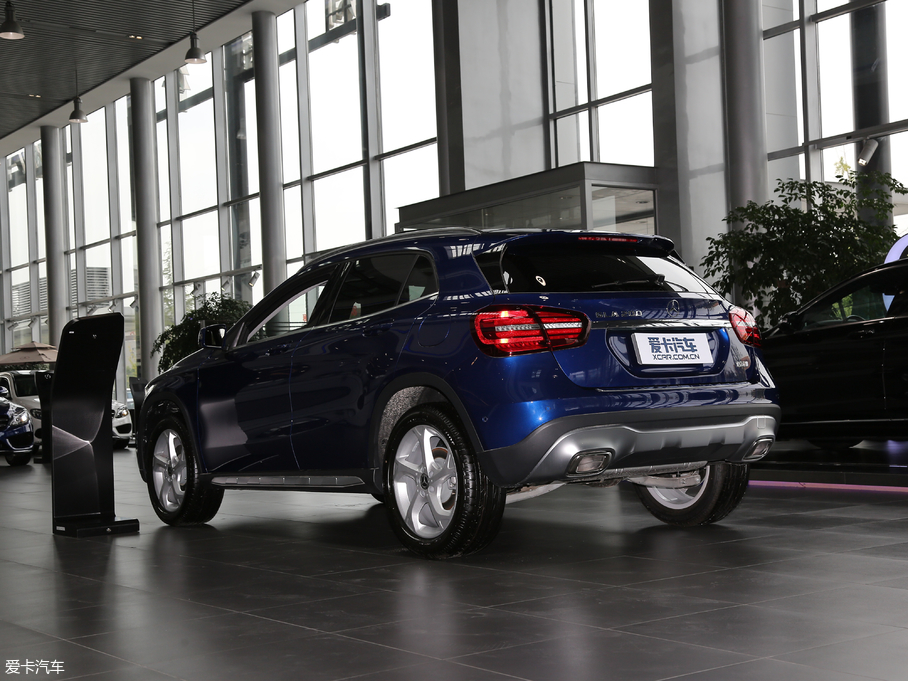 2018YGLA GLA 200 r