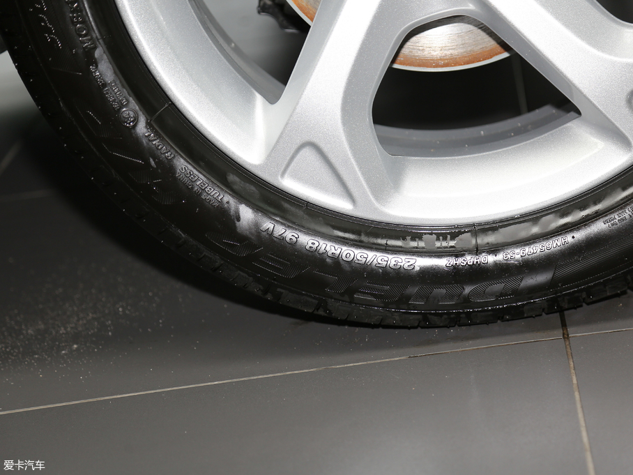 2018YGLA GLA 200 r