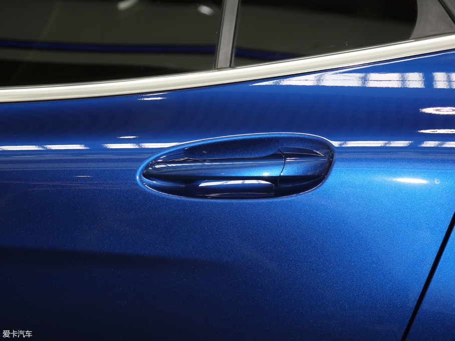 2018YGLA GLA 200 r