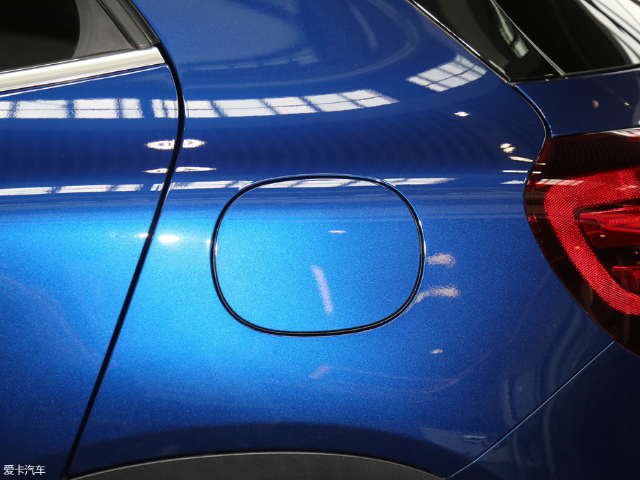 2018YGLA GLA 200 r