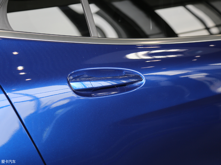 2018YGLA GLA 200 r