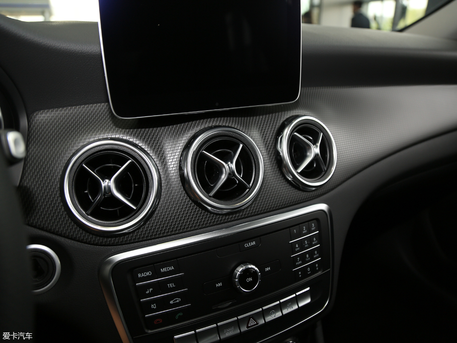 2018YGLA GLA 200 r