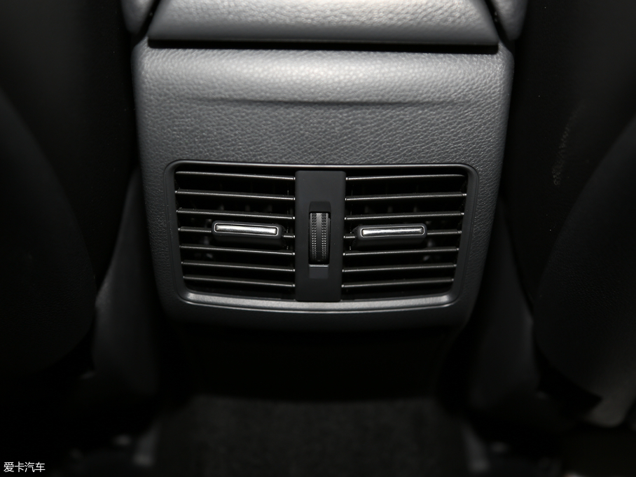 2018YGLA GLA 200 r(sh)